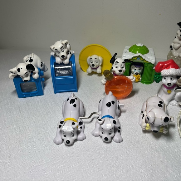 McDonald's Dalmatian Figures with Colorful Vehicles. McDonald’s. Play or collect - Picture 4 of 8